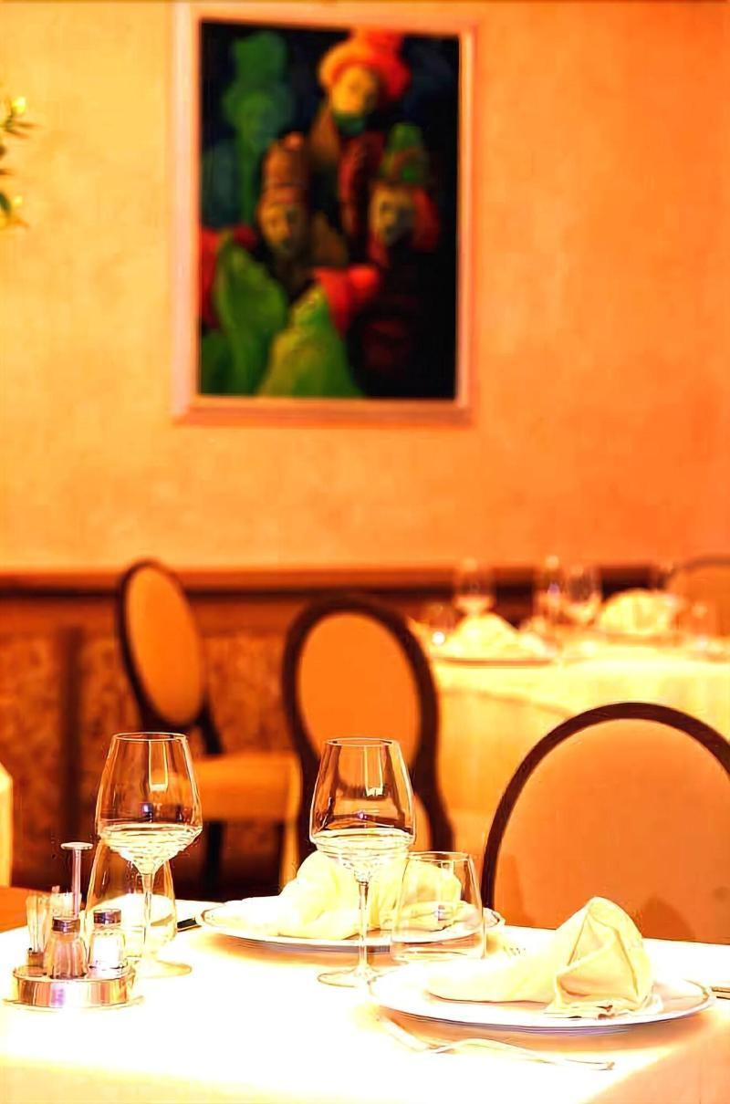 Hotel&Ristorante Miramonti Palazzo Storico Rieti Exterior foto