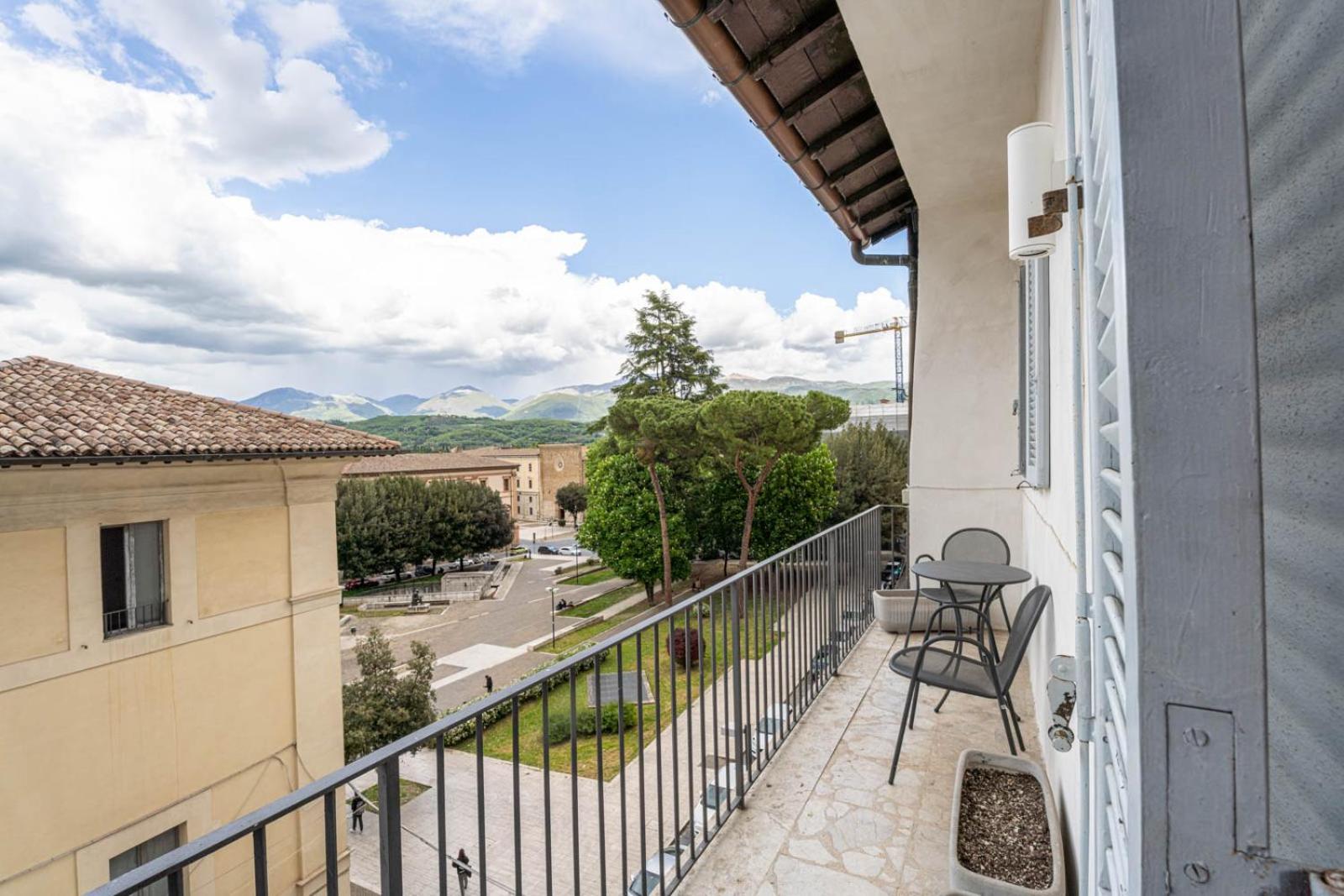 Hotel&Ristorante Miramonti Palazzo Storico Rieti Exterior foto