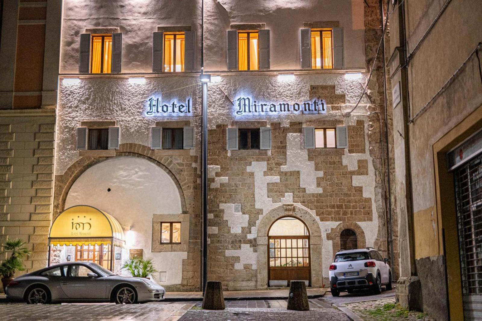 Hotel&Ristorante Miramonti Palazzo Storico Rieti Exterior foto